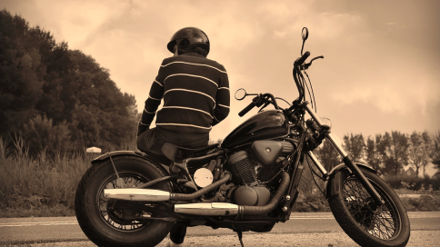 Los mejores seguros de motos para jóvenes