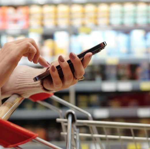 Supermercados inteligentes: Cómo la tecnología cambia la forma de comprar
