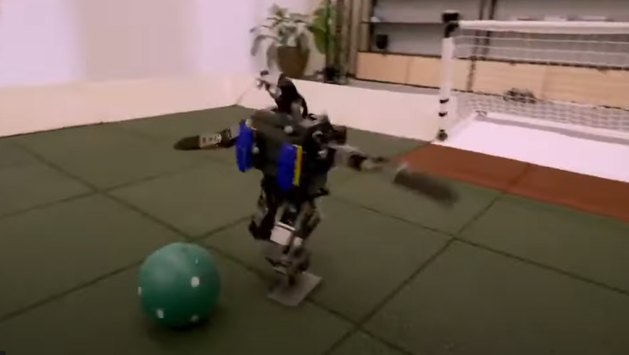 Descubre cómo entrena DeepMind a sus robots para jugar al fútbol - ÓN
